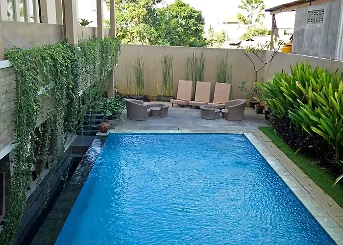 Koi And Hotel 2*