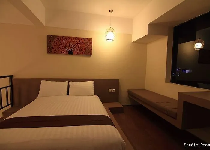 Koi And Hotel Denpasar (Bali)